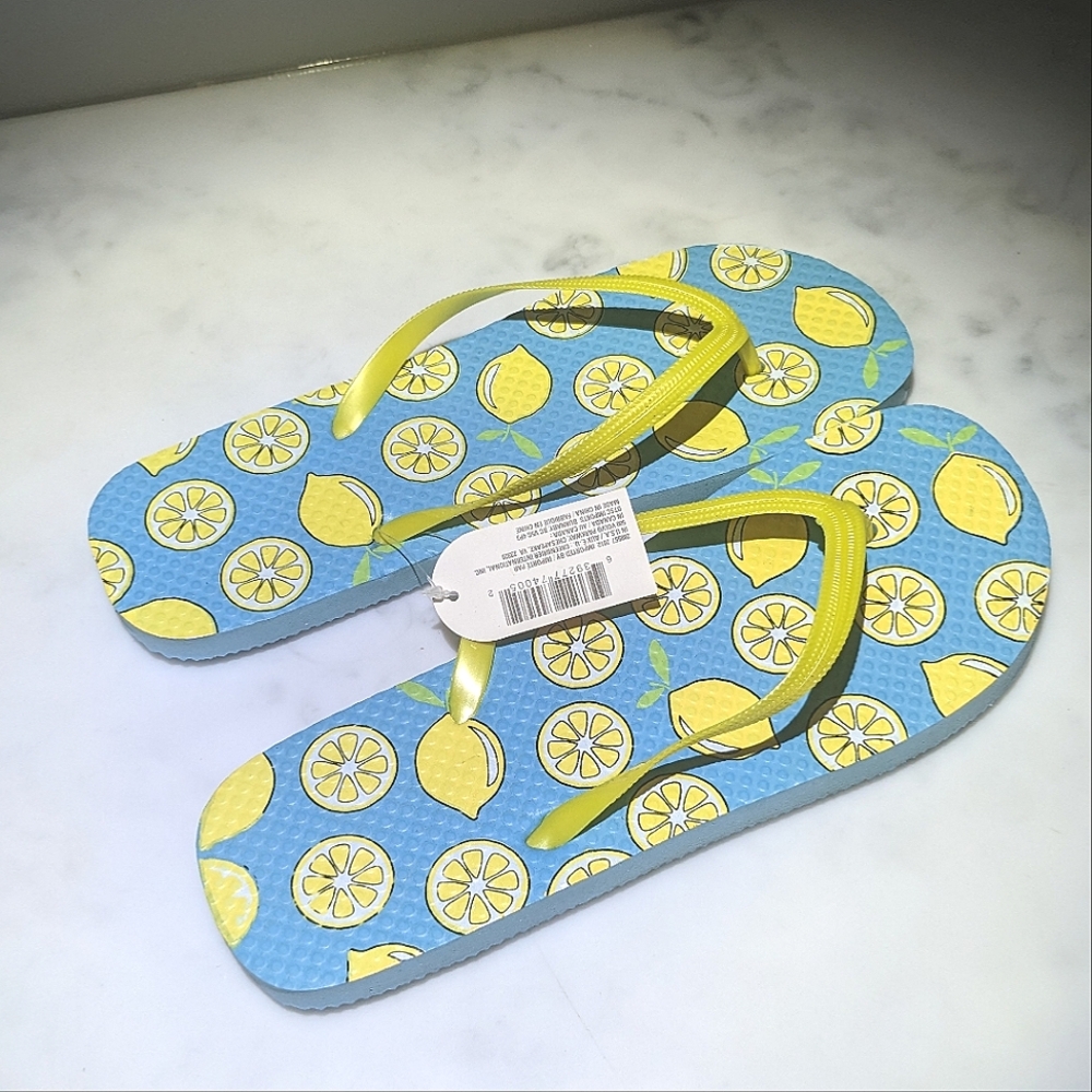 Lemon Print Flip Flops - Picture 3 of 5